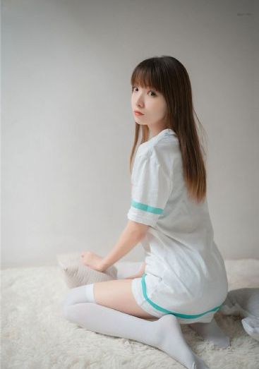 年轻的保姆高清完整观看视频_韩国在线观看